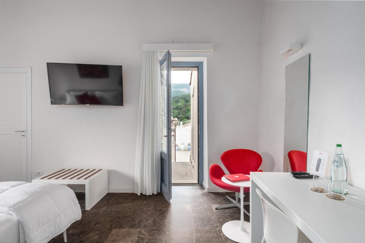 Borgo D'Orlando - Small Country Hotel Mirto  Экстерьер фото