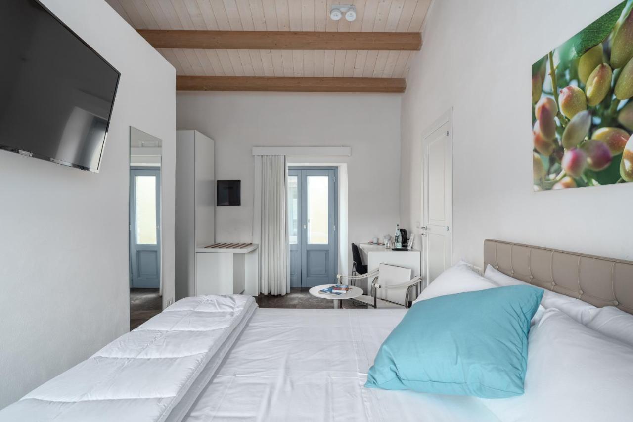 Borgo D'Orlando - Small Country Hotel Mirto  Экстерьер фото