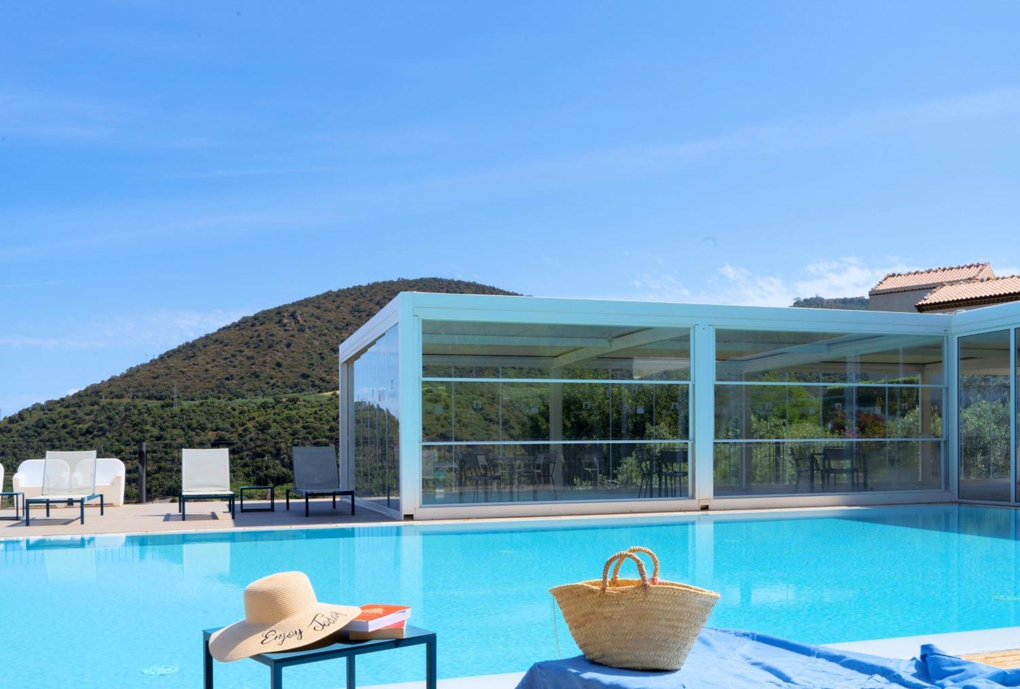 Borgo D'Orlando - Small Country Hotel Mirto  Экстерьер фото