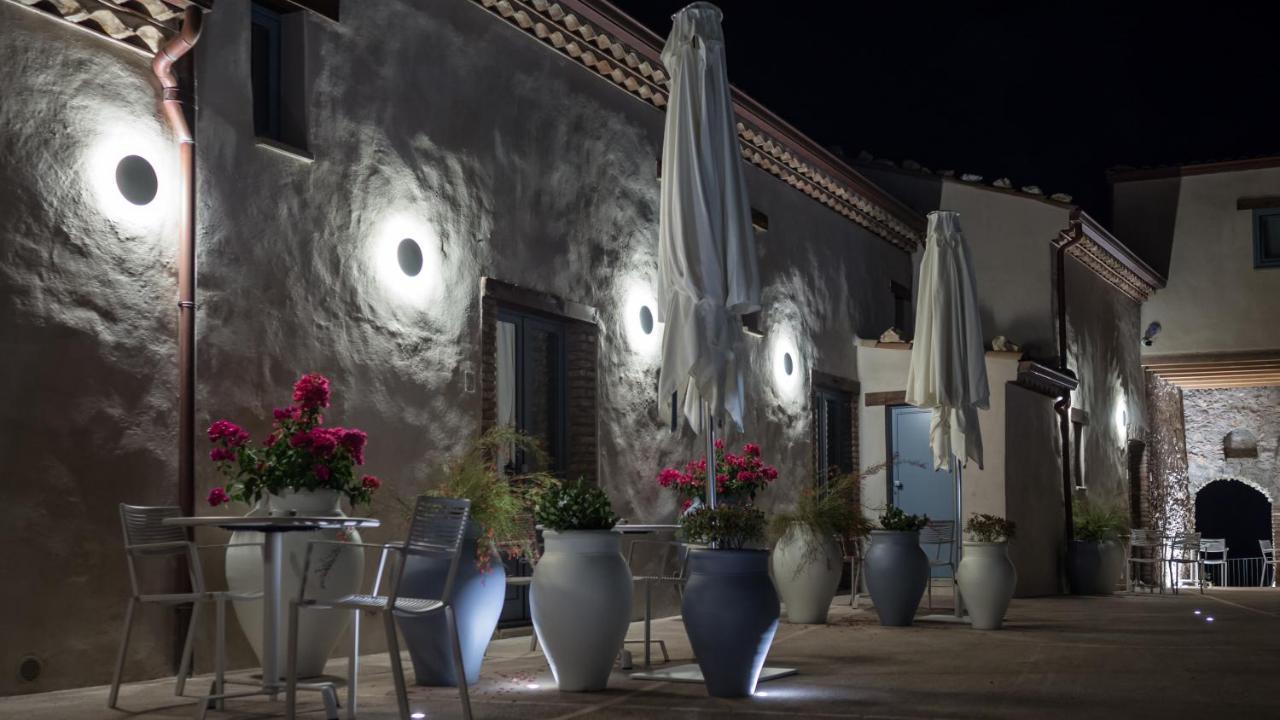 Borgo D'Orlando - Small Country Hotel Mirto  Экстерьер фото